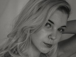 EsmiStewart's Live official Profile Image